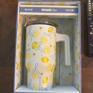 Adorable Lemon Pattern Tumbler with Blue Accents - perfect for the beach!
